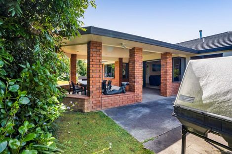 Photo of property in 3 Whenu Way, Bell Block, New Plymouth, 4312