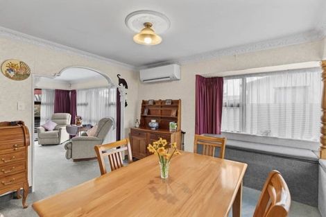 Photo of property in 156 Heretaunga Street, Palmerston North, 4414