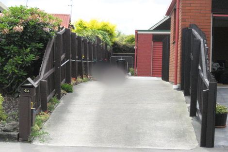 Photo of property in 4a Cricklewood Place, Avonhead, Christchurch, 8042