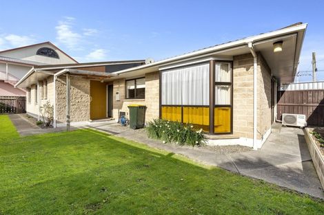 Photo of property in 2/38 Mako Mako Road, Levin, 5510