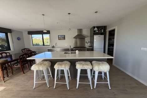 Photo of property in 18 Kelliher Drive, Wanaka, 9305