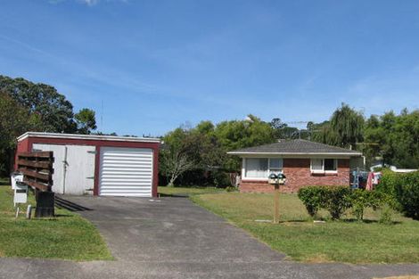 Photo of property in 2/16 Kapiti Place, Sunnynook, Auckland, 0620