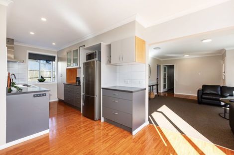 Photo of property in 71 Shakespeare Avenue, Trentham, Upper Hutt, 5018