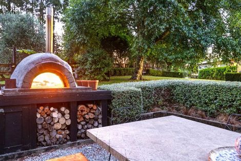 Photo of property in 414 Kaipara Coast Highway, Helensville, Kaukapakapa, 0871