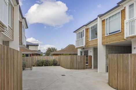 Photo of property in 17b West Avenue, Saint Clair, Dunedin, 9012