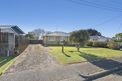 Photo of property in 6 Victoria Street, Waitara, 4320