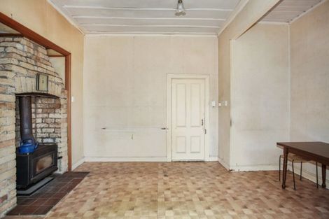 Photo of property in 12 Hull Road, Waiuku, 2123