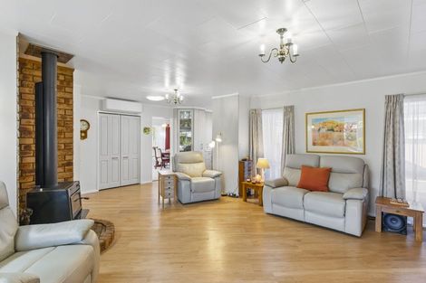 Photo of property in 2 Gabriel Street, Raumati Beach, Paraparaumu, 5032