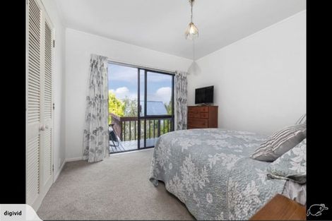 Photo of property in 11a Orewa Heights Crescent, Orewa, 0931