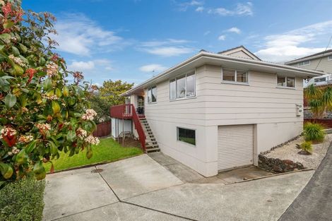 Photo of property in 301 Sunset Road, Sunnynook, Auckland, 0632