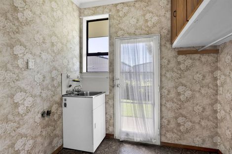 Photo of property in 240 Waihi Road, Hawera, 4610