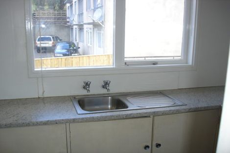 Photo of property in Milford Court Flats, 515u9 Adelaide Road, Berhampore, Wellington, 6023