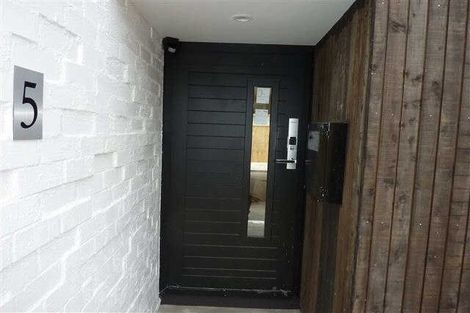 Photo of property in 162u3 Massey Street, Frankton, Hamilton, 3204