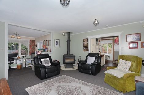 Photo of property in 16 Toia Street, Marton, 4710