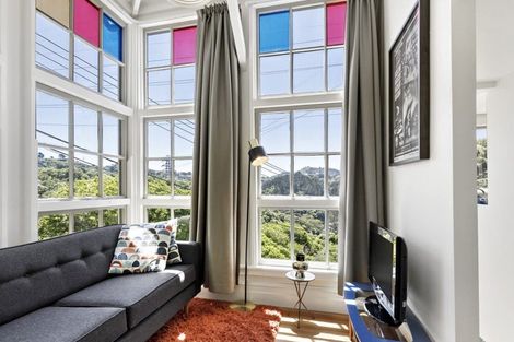 Photo of property in 77 Durham Street, Brooklyn, Wellington, 6021