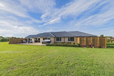 Photo of property in 25 Landsborough Drive, Darfield, 7571