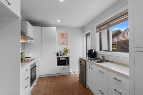 Photo of property in 55 Mcfaddens Road, St Albans, Christchurch, 8052