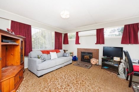 Photo of property in 69 Hedges Street, Sanson, 4817