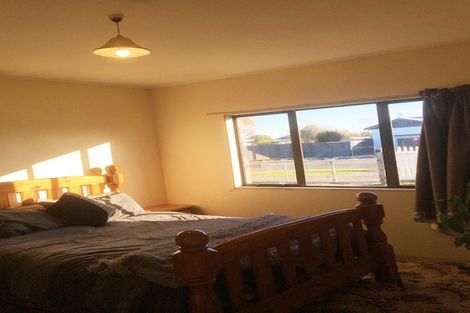 Photo of property in 33 Haselden Street, Westport, 7825