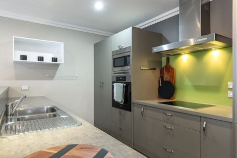 Photo of property in 49b Park Terrace, Blenheim, 7201