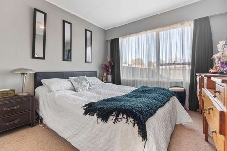 Photo of property in 19a Pohutukawa Drive, Owhata, Rotorua, 3010