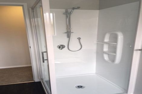 Photo of property in 2/59 Wallath Road, Westown, New Plymouth, 4310