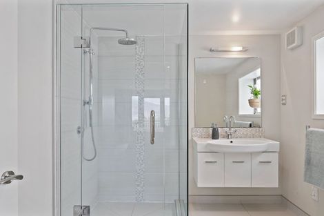 Photo of property in 23 Cressy Terrace, Lyttelton, 8082