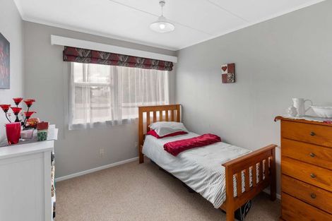 Photo of property in 13 Russell Street, Marton, 4710