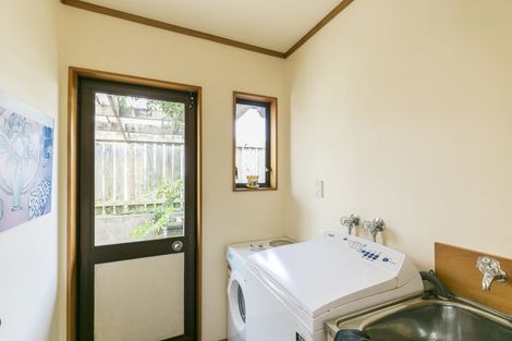 Photo of property in 8 Scorian Close, Karori, Wellington, 6012