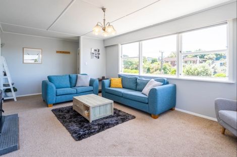Photo of property in 104 Tilley Road, Paekakariki, 5034