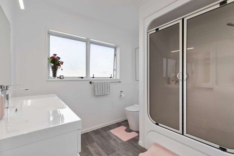 Photo of property in 47b Churchill Avenue, Manurewa, Auckland, 2102