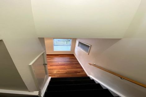 Photo of property in 39 Te Wharepouri Street, Berhampore, Wellington, 6023