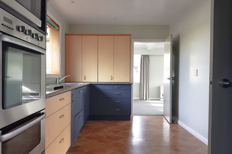 Photo of property in 98 Melbourne Road, Island Bay, Wellington, 6023