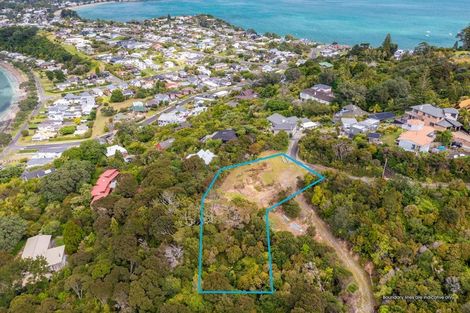 Photo of property in 79 Roberts Road, Matakatia, Whangaparaoa, 0930