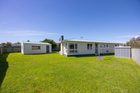 Photo of property in 28 Dewe Avenue, Feilding, 4702