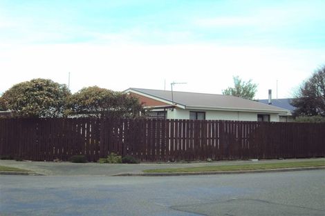 Photo of property in 122 Effingham Street, North New Brighton, Christchurch, 8083