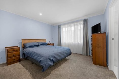 Photo of property in 14 San Carlo Court, Henderson, Auckland, 0612