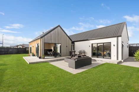 Photo of property in 22 Longcot Drive, Rolleston, 7615