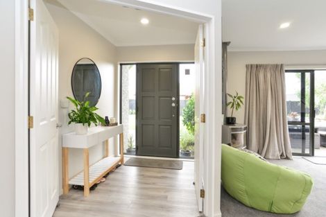 Photo of property in 9 Hanna Place, Havelock North, 4130