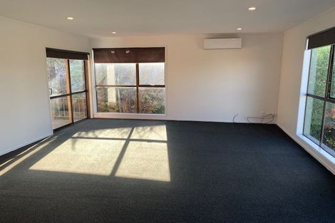 Photo of property in 13 Lendenfeld Drive, Papatoetoe, Auckland, 2025