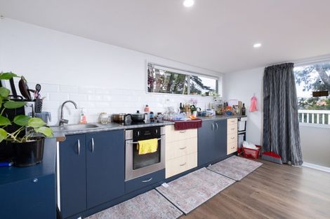 Photo of property in 116 Ennis Avenue, Pakuranga Heights, Auckland, 2010