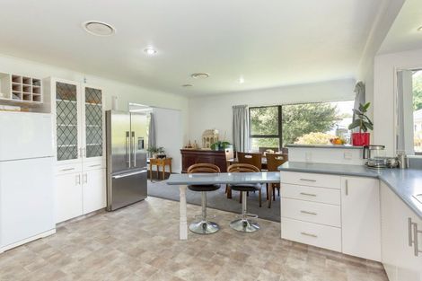 Photo of property in 9 Oak View Place, Greytown, 5712