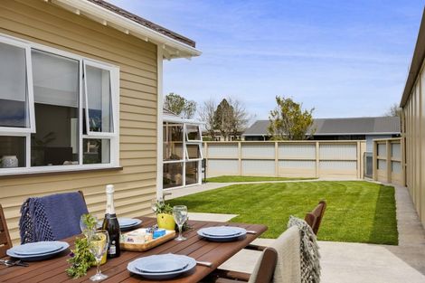 Photo of property in 16a Regan Street, Stratford, 4332