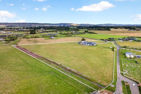 Photo of property in 32 Spencer Lane, Greytown, 5712