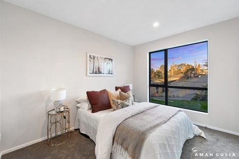 Photo of property in 93 Woodglen Road, Glen Eden, Auckland, 0602