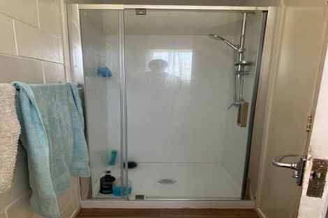 Photo of property in 18 Kent Street, Waiuku, 2123