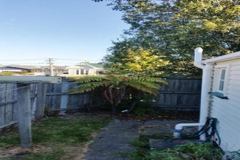 Photo of property in 90 Geraldine Street, Edgeware, Christchurch, 8013