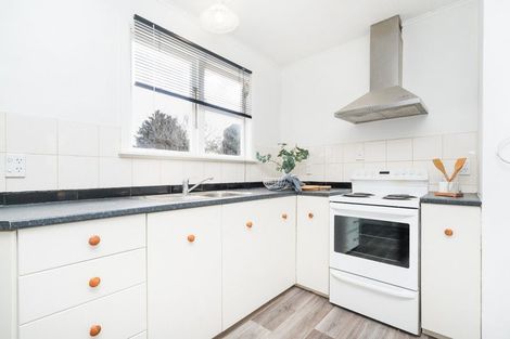 Photo of property in 16 Lancaster Street, Highbury, Palmerston North, 4412