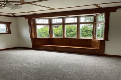Photo of property in 69 Paynters Avenue, Strandon, New Plymouth, 4312