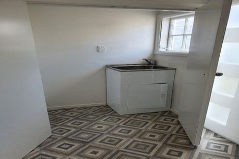 Photo of property in 19 Lombard Street, Palmerston North, 4410